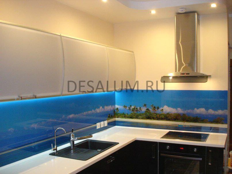 стеновые стеклянные панели для кухни desalum
